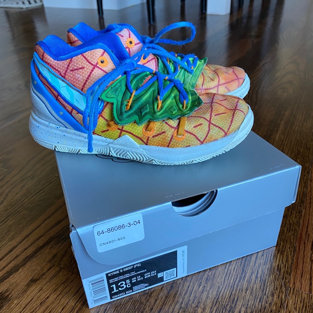 Nike Kyrie 5 boy sneakers
